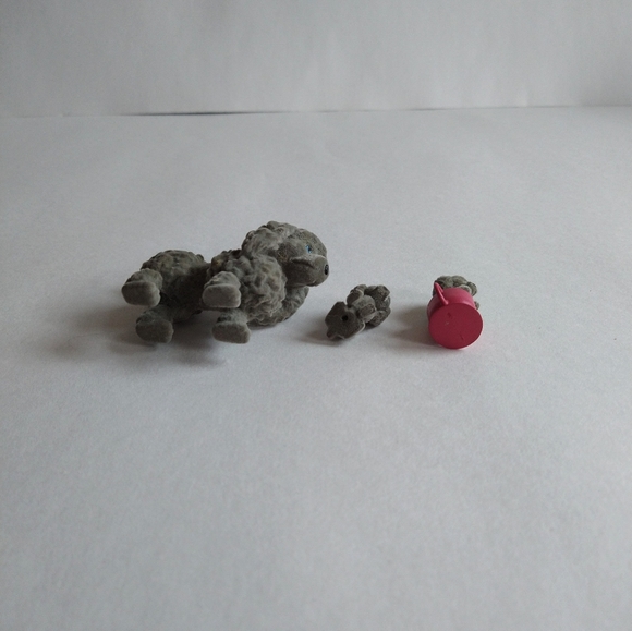 2008 MEG Puppy in My Pocket Spin and Swing Treehouse Playset with Poodle Puppies - Picture 15 of 15